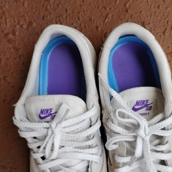 Nike Cream and Purple Sneakers - Picture 5 of 10